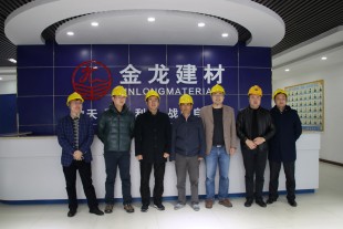中國建筑材料聯(lián)合會(huì )石膏建材分會(huì )楊再銀秘書(shū)長(cháng)攜上海敏明   四川峨勝集團領(lǐng)導一行蒞臨公司檢查指導工作